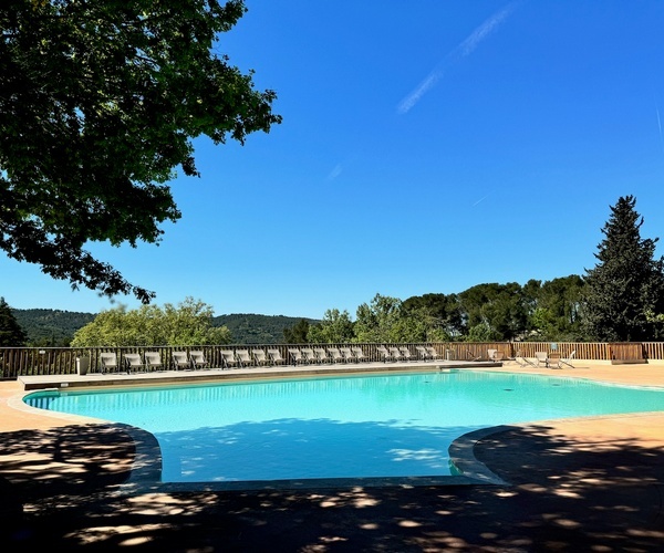 Piscine camping Aix-en-Provence